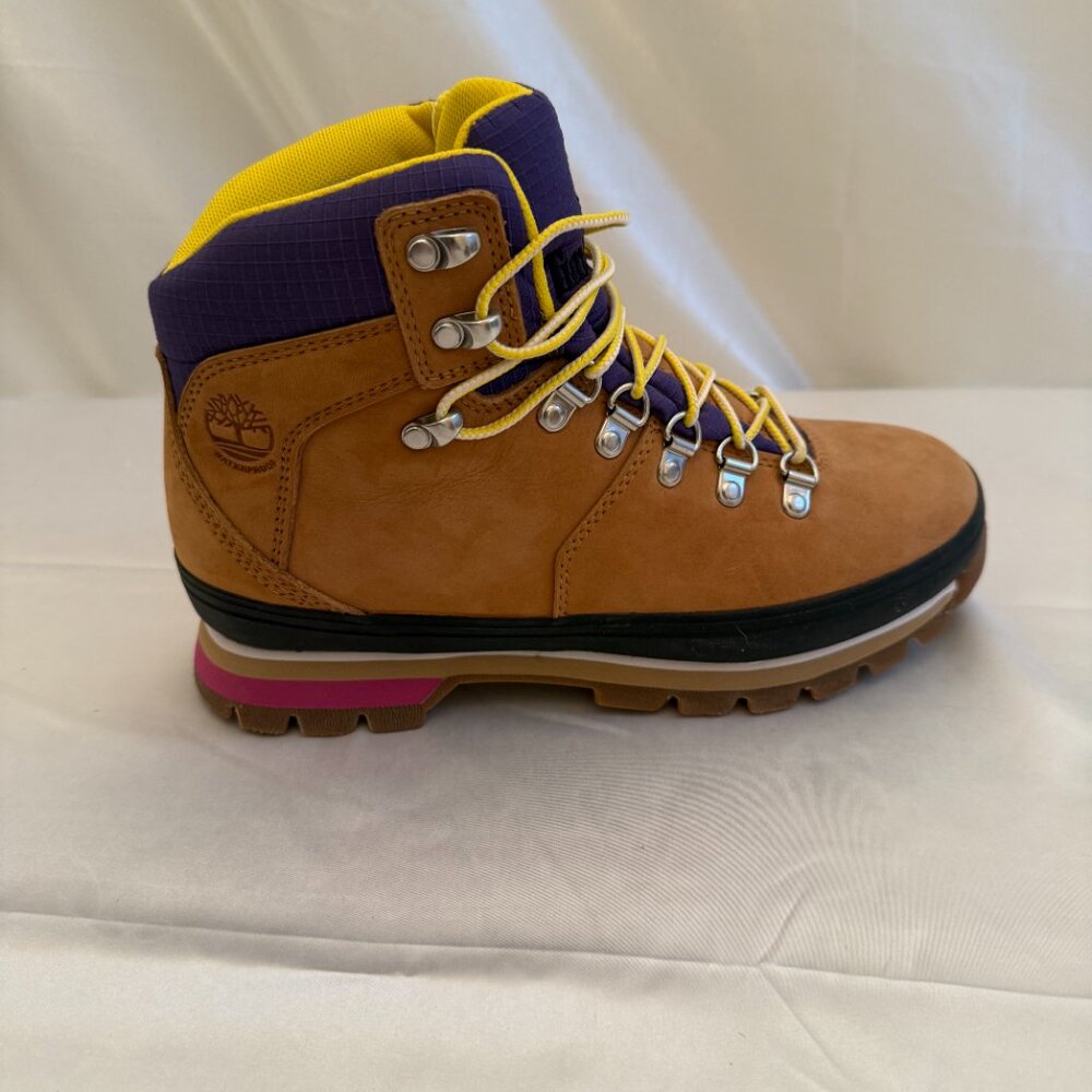 NWOT Timberland Women's Euro Hiker Waterproof Boots Size 7.5 - Picture 2 of 5